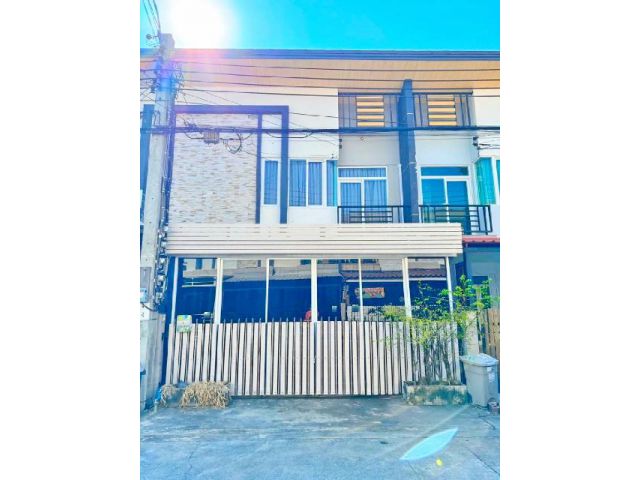 ให้เช่าทาวน์โฮม 2 ชุด ตลาดน้ำขวัญเรียม 1.5 กม.MRT ราษฎร์พัฒนา 900
