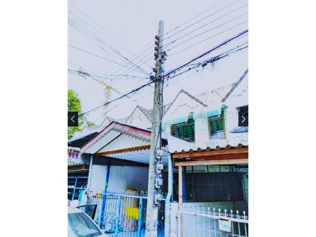 ให้เช่าทาวเฮ้าส์ 2 ชั้น MRT คู้บอน 3.8 กม. ตลาดปัฐวิกรณ์ 600ม.