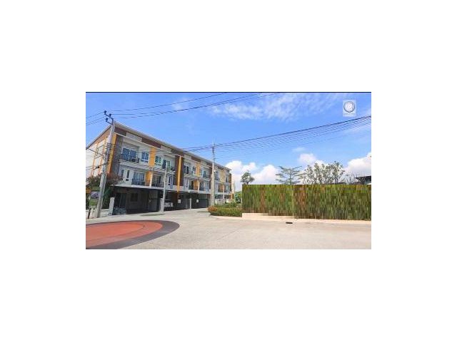 ทาวน์โฮม 3ชั้น 24ตร.วา.APLลาดกระบัง 4.3กม รพ.จุฬารัตน์ 8 400ม.
