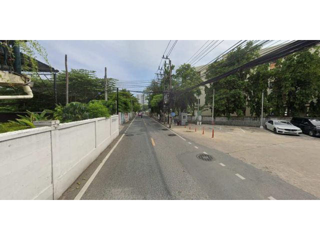 ขายที่ดินเปล่า ติดถนน เย็นอากาศ !