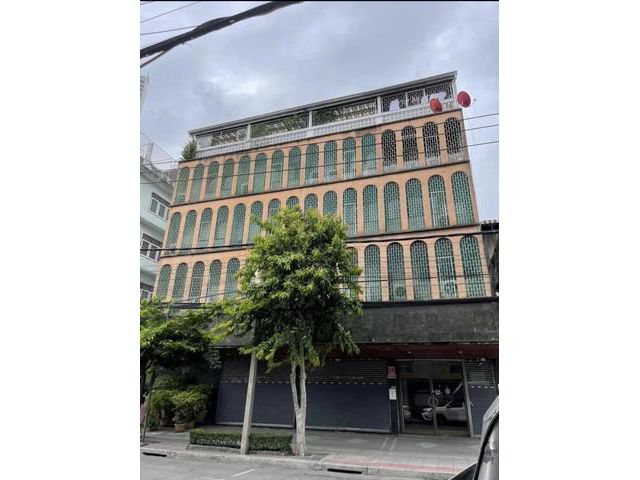 ขายอาคารพาณิชย์ 6 ชั้น (รวมดาดฟ้า) 4 คูหาติดกัน 2400 ตรม ใกล้ ICO