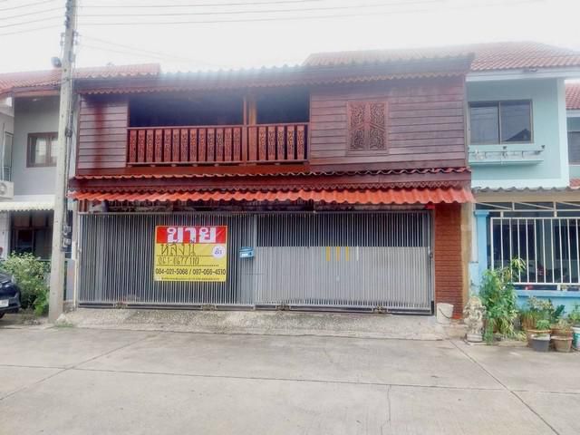 ขายบ้านเดี่ยว 2 ชั้น หมู่บ้านเคหะ เฟส 1  ทำเลดี ใจกลางเมืองนครสวร