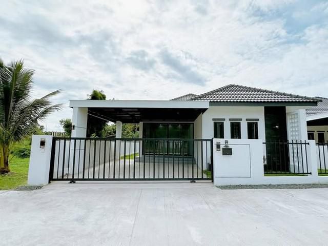 ขายบ้านเดี่ยว50 ตรว ติดถนนชุปเปอร์ เดินทางเข้าเมืองสะดวก