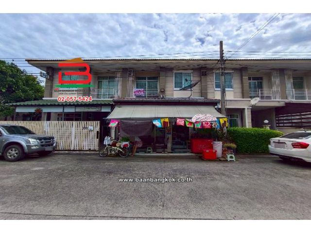 ทาวน์เฮาส์ หมู่บ้าน รื่นฤดี 5 เนื้อที่ 21.7 ตร.ว (ใกล้ตลาดหทัยมิตร) แขวงบางชัน เขตคลองสามวา กรุงเทพมหานคร