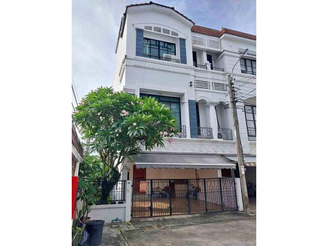 B989 ให้เช่าทาวน์โฮม บ้านกลางเมือง (ลาดพร้าว-โยธินพัฒนา) ถนนประดิษฐ์มนูธรรม