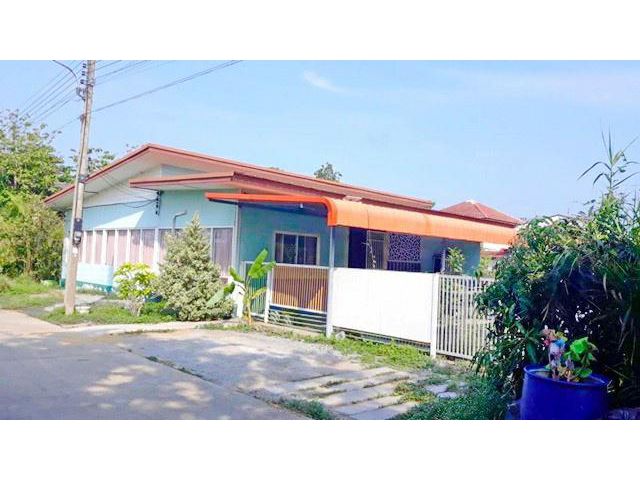 ตลาดนัดสามโคก 900ม.5 จอดรถ ให้เช่าบ้านเ กว้างใหญ่ 152ตร.วา.
