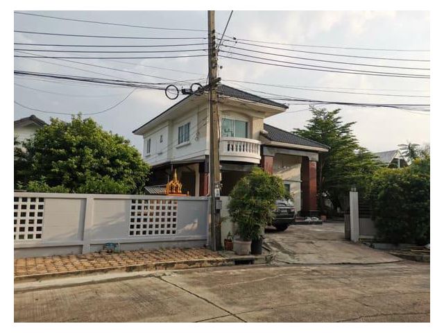 ขายบ้านติดทะเลสาบ หมู่บ้าน Land&House 4ห้องนอน5ห้องน้ำ ลานสันทนาการตกแต่งสไตล์ญี่ปุ่น