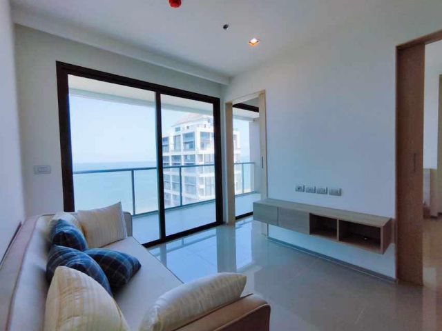 C1033 ขายคอนโด AERAS Beachfront Jomtien วิวทะเล