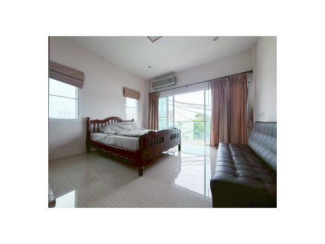 Spacious Apartment for Long-Term Rent Just 5 Minutes from Chaweng