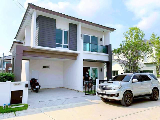 202ตร.ม. แม็กซ์แวล ให้เช่าคฤหาสน์ บ้านเดี่ยว 2 ชั้น 4นอน 52ตร.วา.