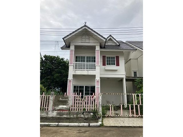 ขายบ้านแฝดหมู่บ้านวีน่า ทาวน์ ถนนสายลุ่มสุพรรณ-ห้วยปราบ จ.ระยอง