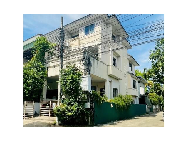 ขายทาวน์โฮม ใกล้โรงเรียนวารี อ.เมือง เชียงใหม่