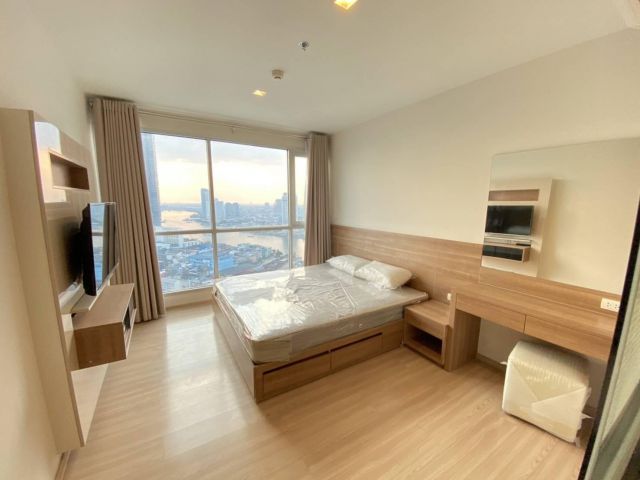 For Rent Condo Rhythm Sathorn  fully furnished (S15-39497)