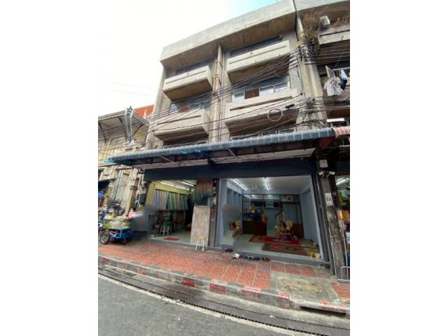 ให้เช่าตึกแถว5ชั้นถ.มหาจักร34ตร.ว150ตร.ม5ห้อง1น้ำตกแต่งทาสีใหม่เช