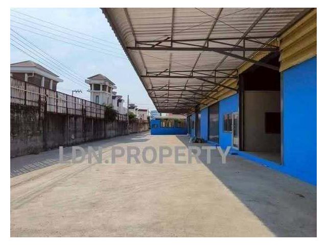 โกดัง + office ให้เช่า Warehouse for rent ซอยเพชรเกษม81