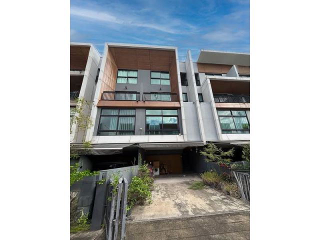 ขายArden พัฒนาการ  Townhome เงียบสงบใจกลางเมือง