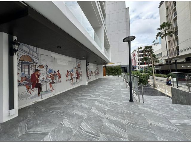 Shop available for rent  282 Sq.m. Avenue Sukhumvit 15