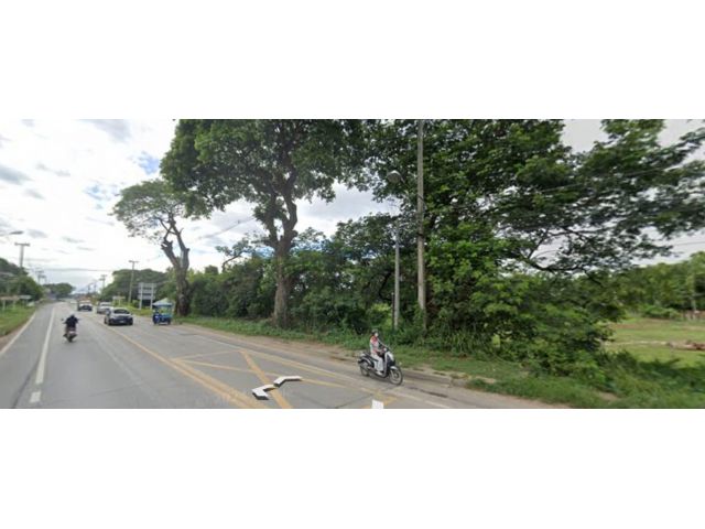 ขายที่ดินติดถนนหลักใกล้แยกบวกครกสันกำแพงพร้อมโอน