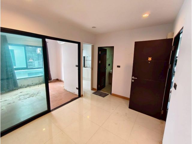 ขายคอนโดราคาถูก ต่ำกว่าทุน B-Live Condo ติวานนท์ ขนาด 28 ตร.ม. โอกาสทอง! สำหรับนักลงทุน ในทำเลศักยภาพ สาวก Flipping