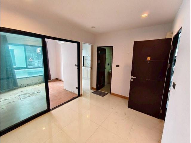 ขายคอนโดราคาถูก ต่ำกว่าทุน B-Live Condo ติวานนท์ ขนาด 28 ตร.ม.