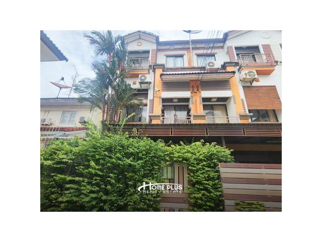 บ้านกลางเมือง ลาดพร้าว71 หลังริม (Baan Klang Muang) ซอยนาคนิวาส4
