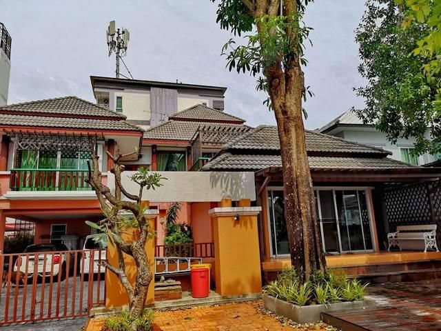 ขายด่วน บ้านเดี่ยว 2 ชั้น ซ.ลาดพร้าว ​107​ แยก​ 26​ พื้นที่กว้างขวาง ทำเลดีมาก เดินทางสะดวกสบาย ใกล้รถไฟฟ้า