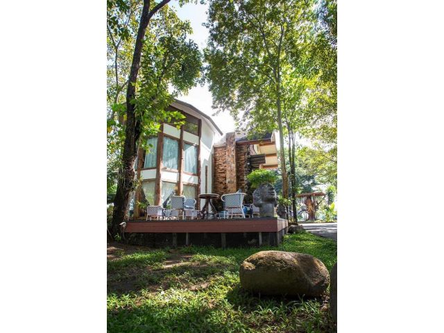 SELLING BUSINESS SMALL RESORT AND RESTAURANT GARDEN  IN CHINAG MAI