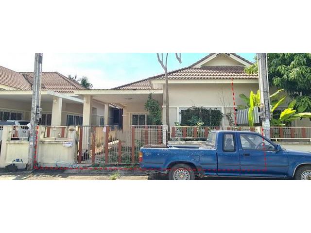 ขายบ้านแฝดหมู่บ้าน รุ่งเรืองรัศมี 2 มาบข่า อำเภอนิคมพัฒนา จังหวัด