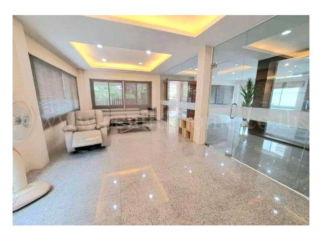 R1 บ้านเดี่ยว ศรีนครพัฒนา นวมินทร์ 24 พร้อมอยู่