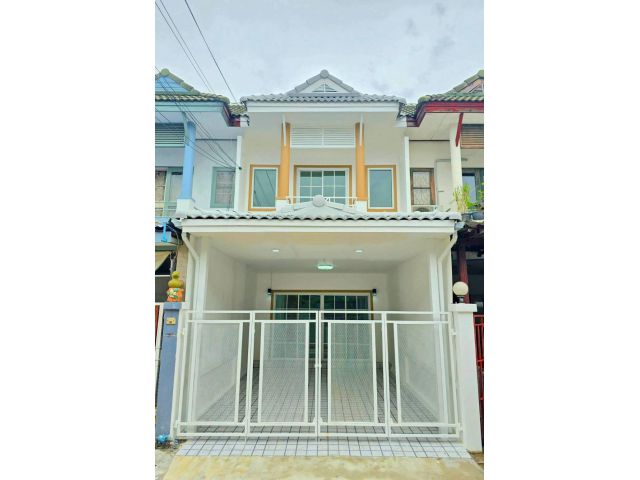 หมู่บ้านดิเอมเมอรัลด์พาร์ค2