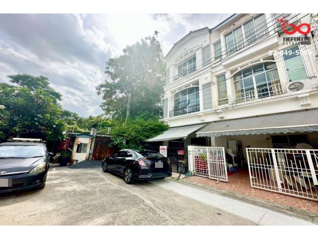 ขายทาวน์โฮม 3 ชั้น บ้านกลางเมือง ลาดพร้าว 71 โครงการ 2 ซอยนาคนิวาส 11