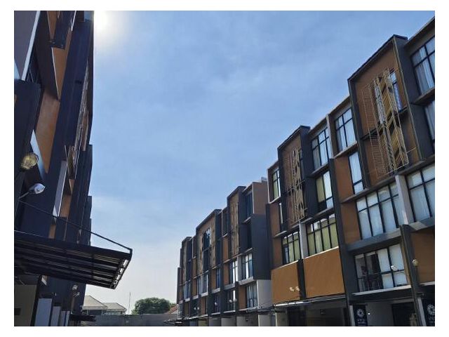 ให้เช่าโฮมออฟฟิศย่านอ่อนนุช จำนวน 5 ชั้นตกแต่งสไตล์ Modern Luxury Loff โครงการ เดอะไพรด์ สุขุมวิท 77