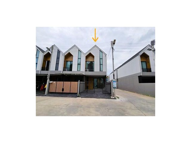 ขาย ทาวน์โฮม หมู่บ้าน  Assawin Village อินจัน (อัศวินวิลเลจ)