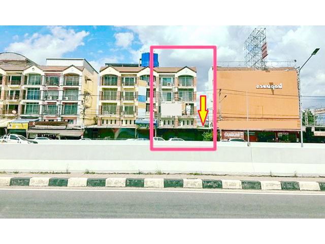 วงเวียนพระราม5 ราชพฤกษ์ ให้เช่าอาคาร Cafe Yoga 3คูหา 4ชั้น 42ตร.ว