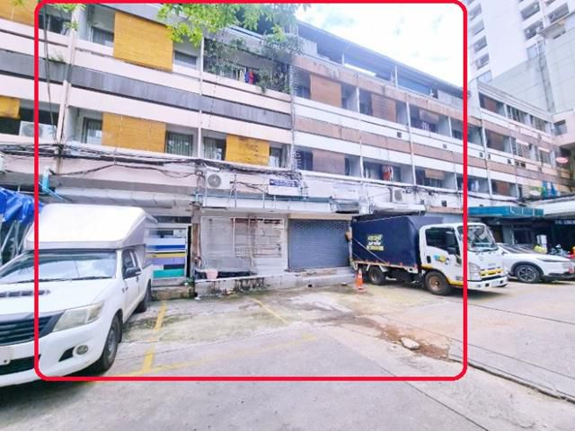 BTSราชเทวี 422ม.  ARLราชปรารภ ประตูน้ำ 40นอน อาคาร 5-8คูหา Airbnb