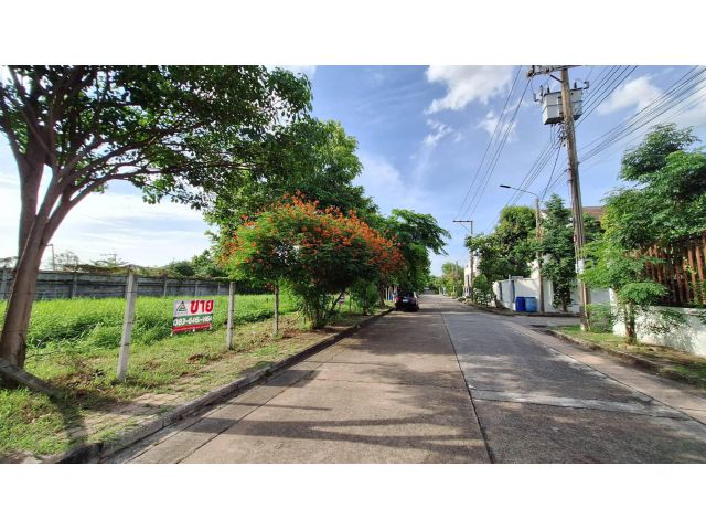 ขายที่ดินในหมู่บ้านกฤษดานคร 21 บางนาตราด กม. 7