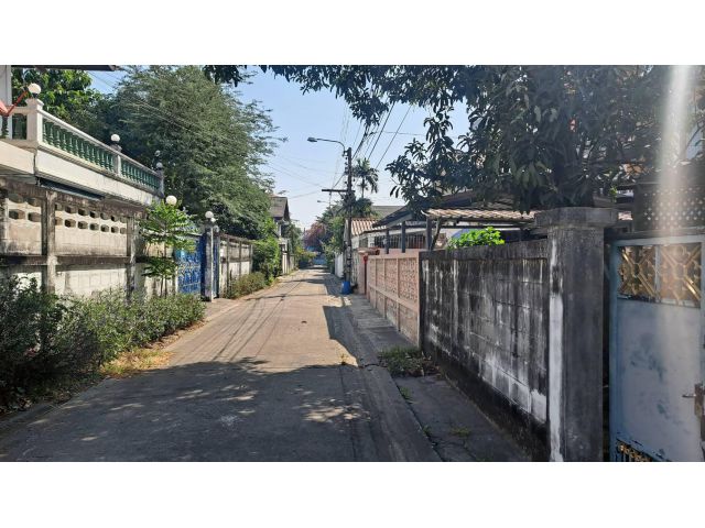 ขาย ที่ดิน 134 ตรว. พร้อมบ้านเก่า 2 หลัง ซ.งามวงศ์วาน23 (ซอยวัดบัวขวัญ)