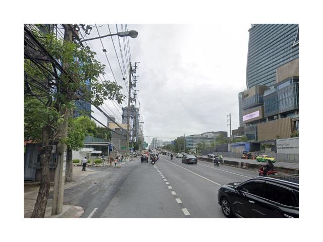 ให้เช่าอาคารพาณิชย์ 4 ชั้น 6 คูหา ติดถนนพระราม 4 ใกล้ MRT คลองเตย