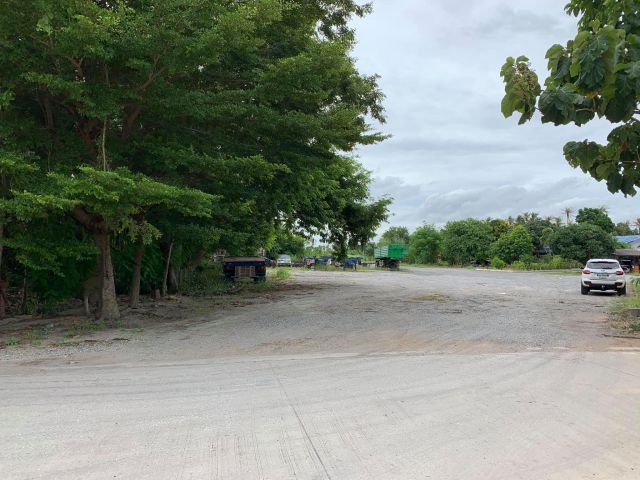ขายที่ดินหนองมะนาว ซอยทุ่งกราด 4 ไร่ ถมแล้วติดถนนคอนกรีต ใกล้ถ.สุขุมวิท(3)-2 กม. ใกล้ท่าเรือแหลมฉบัง-8 กม. ชลบุรี