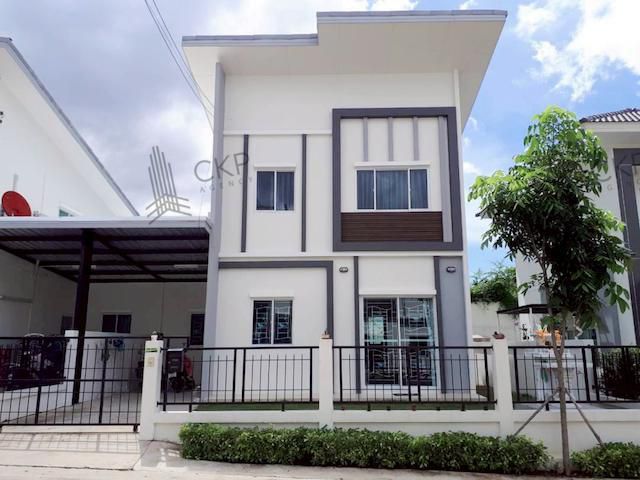 แลนซิโอนอฟ พัทยา บ้านแฝด แต่งสวย แถมแอร์ อยู่ใจกลางพัทยา พร้อมอยู่