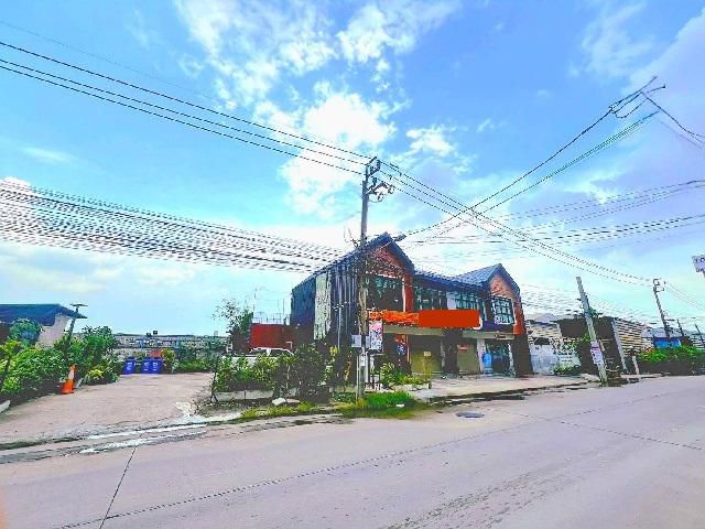 อาคารพาณิชย์ 2 ชั้น 190 ตติดถนนใหญ่ Windmill ตลาดกิ่งแก้ว 1.5 กม.