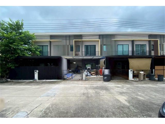 ให้เช่าทาวน์เฮ้าส์ เดอะคอนเนค พัฒนาการ44 รีโนเวทใหม่ (N.1793)