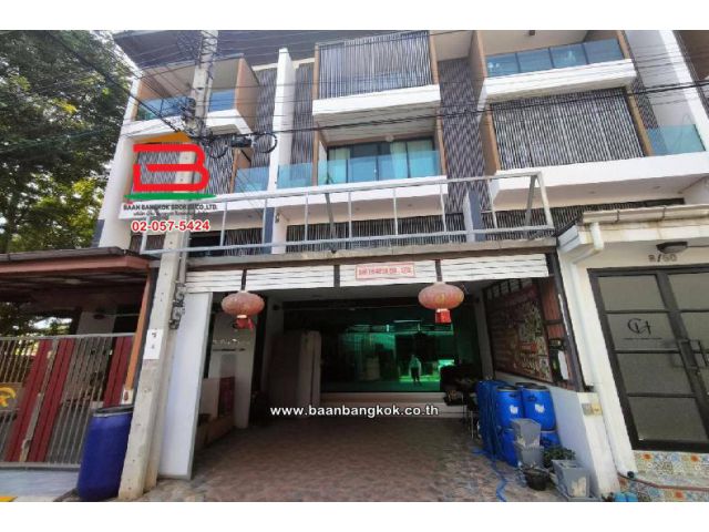ทาวน์โฮม หมู่บ้าน อนินทาวน์ (ซ.เทียนทะเล7) เนื้อที่ 19.2 ตรว. ถนนพระราม2 แขวงแสมดำ เขตบางขุนเทียน กรุงเทพฯ