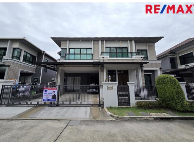ขายบ้านเดี่ยว แกรนด์ บางกอก บูเลอร์วาร์ด สาทร ถ.กัลปพฤกษ์ บางแค 70.1 ตร.ว. ขายต่ำกว่าทุน