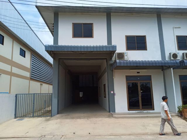 AR023 ให้เช่าโรงงาน-โกดัง พร้อมสำนักงาน 2 ชั้น ขนาดพื้นที่ใช้สอย 400 ตารางเมตร ใกล้บางบอน 5 แครายกระทุ่มแบน สมุทรสาคร