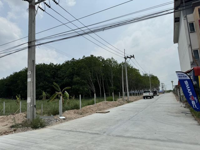 ขายที่ดินเปล่า 6 ไร่ ใกล้ห้าง CK ปลวกแดง ใกล้ รพ.กรุงเทพ ปลวกแดง