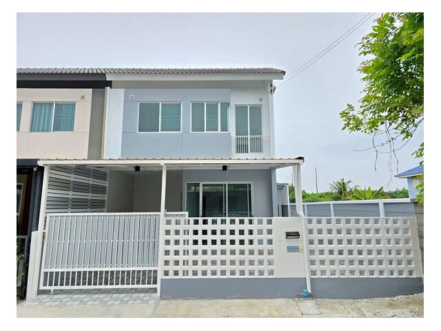 ขายบ้านทาวน์เฮ้าส์ หมู่บ้านพฤกษา 128