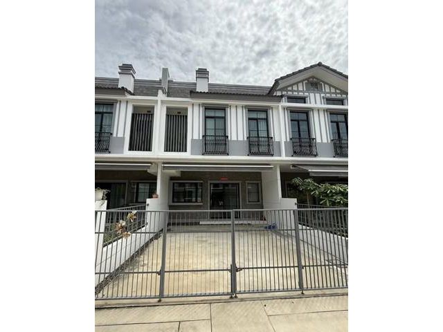 ให้เช่าทาวน์โฮม 2ชั้น อินดี้ 5 บางนา กม.7 บ้านตกแต่งครบพร้อมอยู่