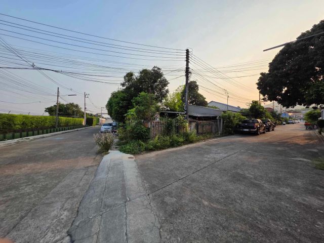 ขายที่ดินตำบลสุเทพใกล้กองบิน 41 ตำบลสุเทพโฉนด