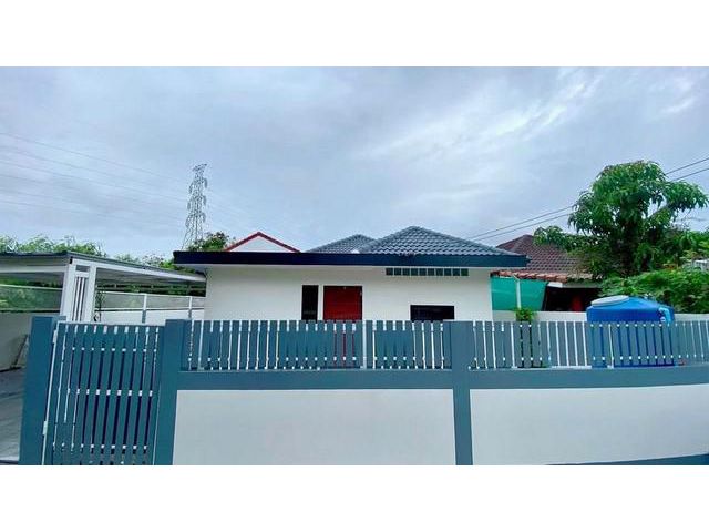 บ้านเดี่ยวหลังใหญ่ใจกลางชุมชน ซอยพัทยารุ่งเรือง 9 ตกแต่งสไตล์โมเด